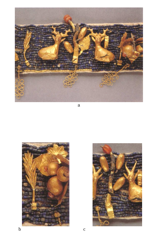 Figure 79- Détails du diadème de la Reine, tombe 800, Cimetière Royal (d’après Pittman 1998 : 30) :