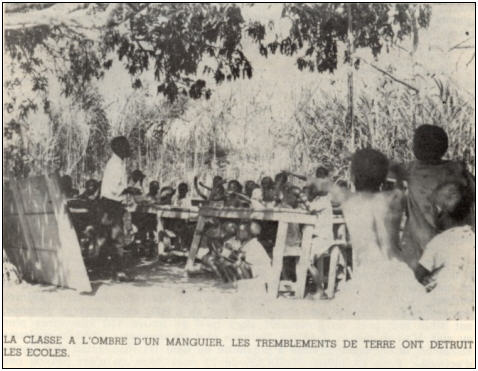 Image n° 18 : École de brousse, centrale et classe pour orphelin 