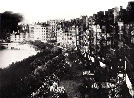 Photo 4. Le quai Saint-Antoine vers 1850
