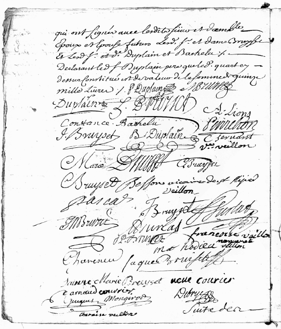 Copie d’acte : Signatures au cours du mariage de Pierre Duplain et de Madeleine Bruyset, 12 février 1738 AML 1GG167