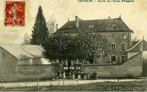 Figure 39–Le tissage Fragnon à Chimilin , vers 1900.