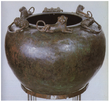 Fig. 15: Cauldron discovered in the princely burial mound at Hochdorf (Baden Württemberg, Germany). Biel, 1987, p. 179.
