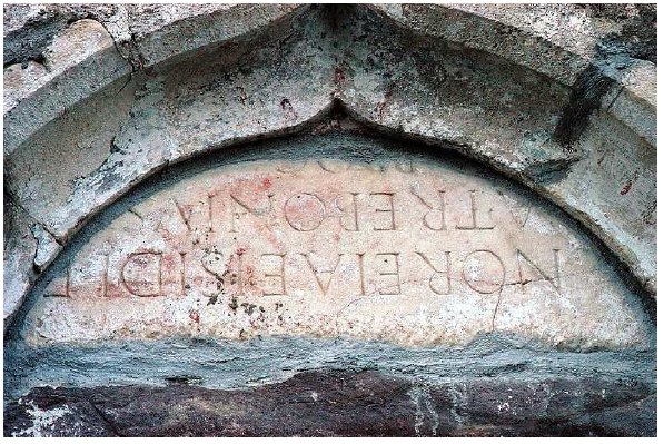 Fig. 34: Inscription to Noreia-Isis over the portal of the church-hulk on top of Ulrichsberg (Mount Ulrich, Austria). (Source: Johann Jaritz, 23 April 2004).