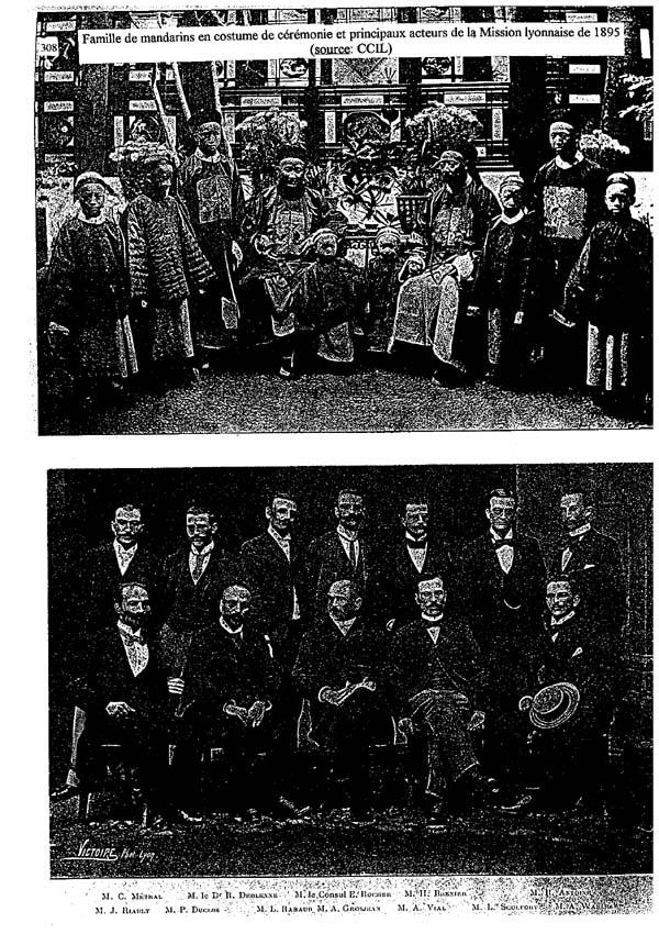 Famille de mandarins en costume de cérémonie et principaux acteurs de la Mission lyonnaise de 1895