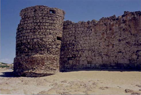 Fig. 151 : Le château portugais d’Agz 